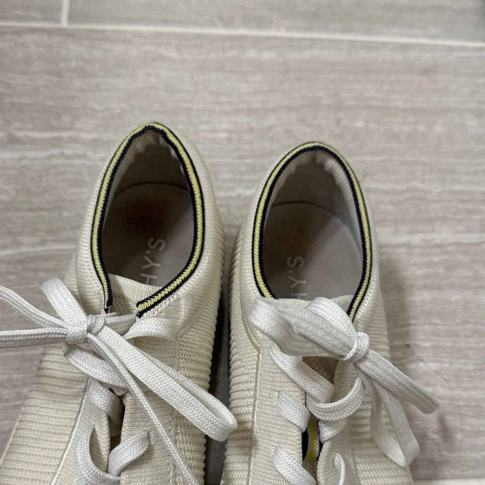 Rothy's Cream Women’s Sneakers with Tan Soles - Picture 3 of 4